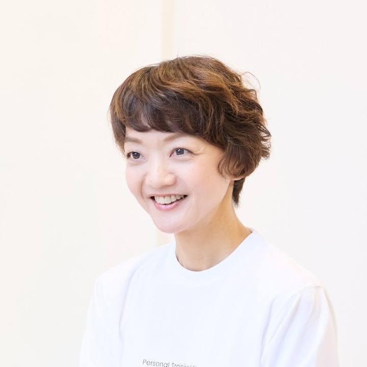 マシンピラティスを担当するトレーナーYUKA